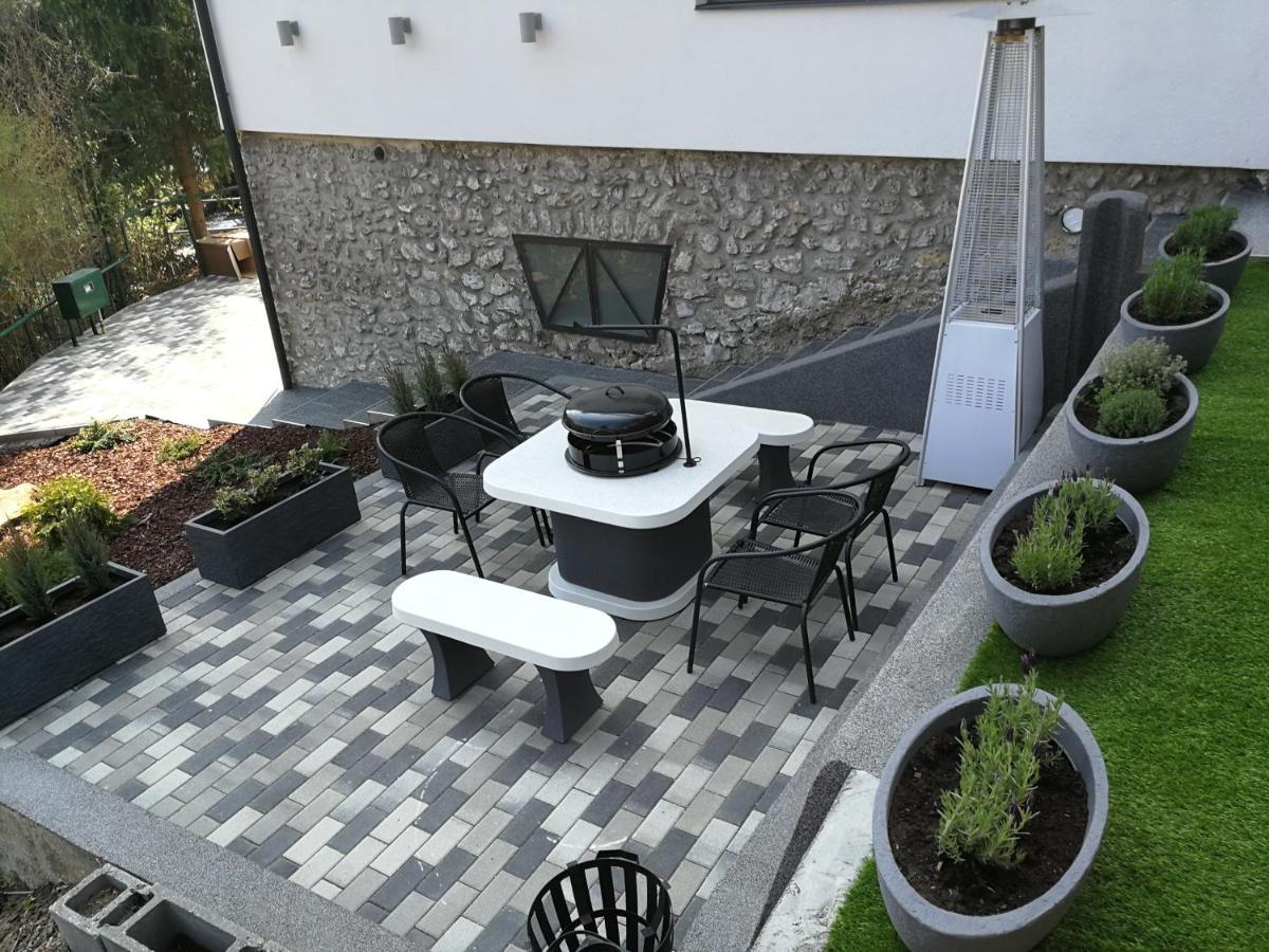Aqua Solar Apartmanhaz Miskolc Eksteriør billede