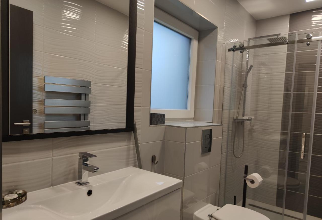 Aqua Solar Apartmanhaz Miskolc Eksteriør billede