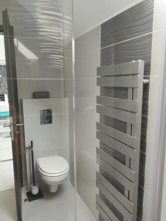Aqua Solar Apartmanhaz Miskolc Eksteriør billede