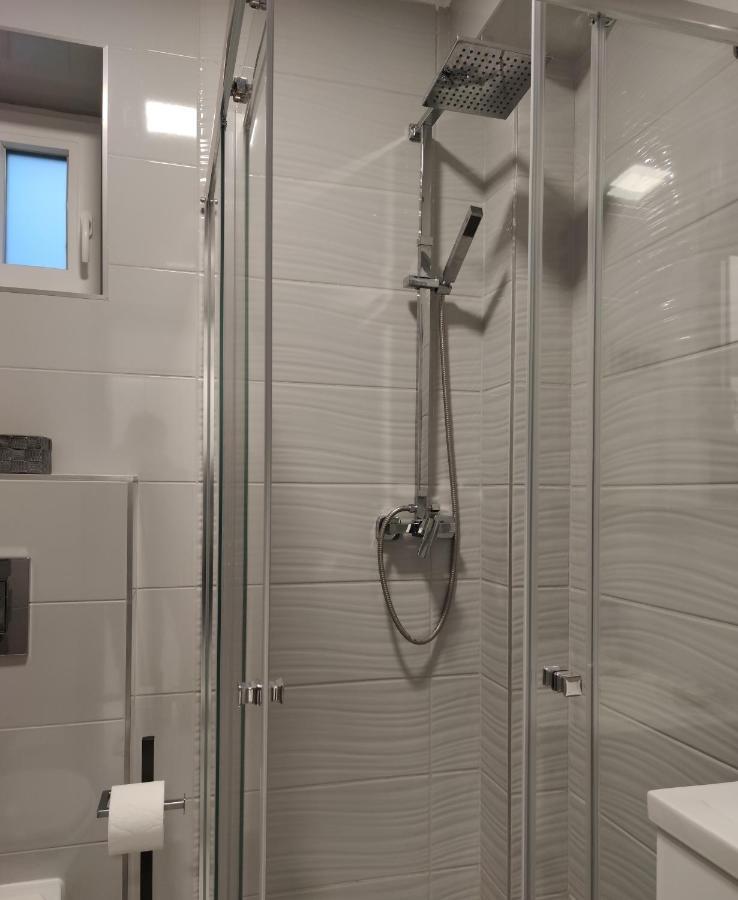 Aqua Solar Apartmanhaz Miskolc Eksteriør billede